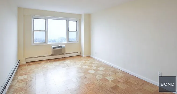 Rented by Bond New York | media 21