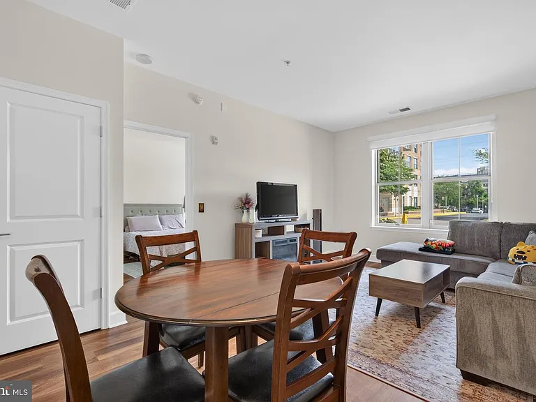 11800 Sunset Hls #126 — Photo 9