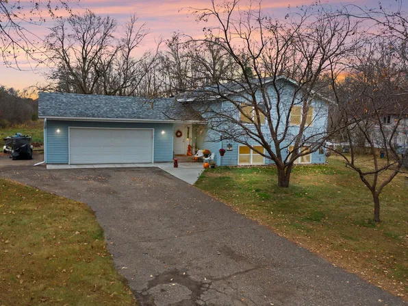 4383 E Viking Ct, Wyoming, MN 55092
