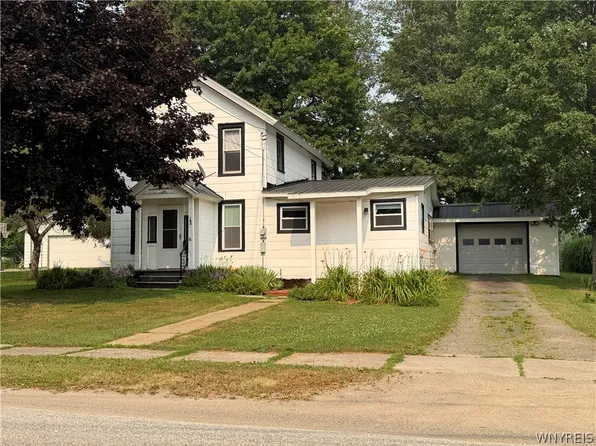 103 9th St, Little Valley, NY 14755