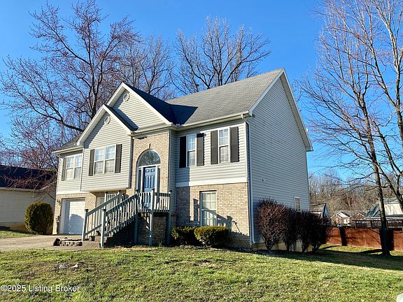 3rd image of 6901 Brook Bend Way