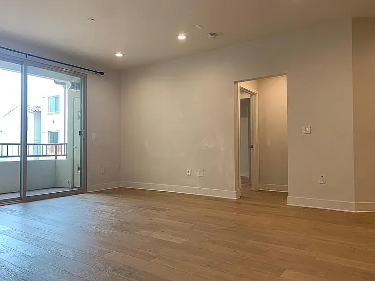 627 Deep Valley Dr #417 — Photo 13