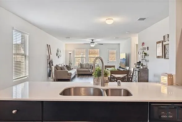 6012 Parkview Hills Ln — Photo 6