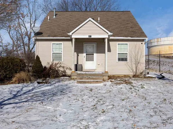 601 Fairchild St, Coralville, IA 52241