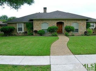 902 Serenade Ln, Richardson, TX 75081