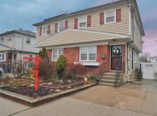 25321 147th Rd, Rosedale, NY 11422