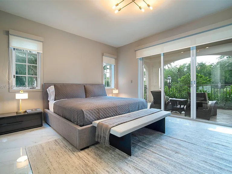 19211 Fisher Island Dr #19211 — Photo 20