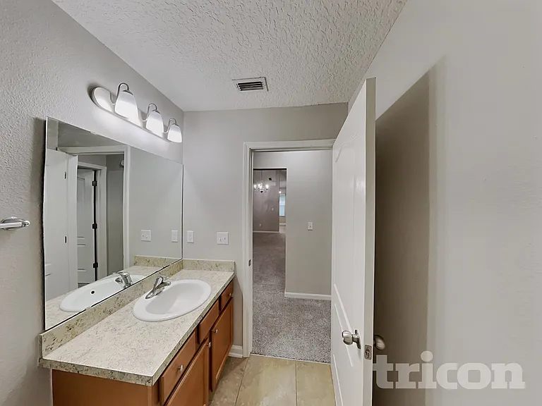 16184 Kayla Cove Ct — Photo 15
