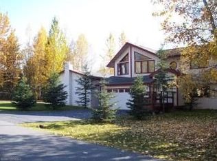 18720 1st St, Eagle River, AK 99577