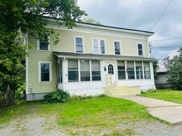 17 Pleasant Street, St. Johnsbury, VT 05819