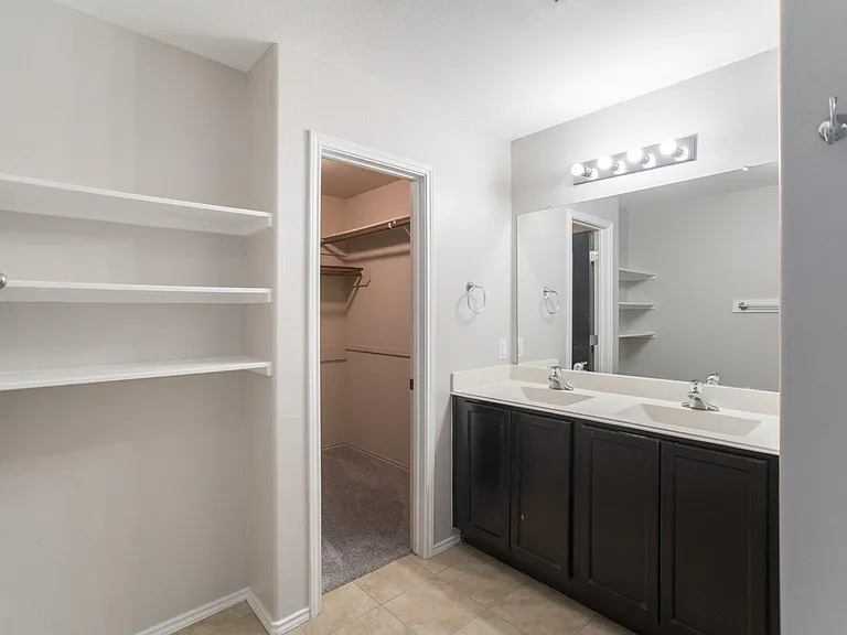 7247 Basque Country Dr — Photo 28