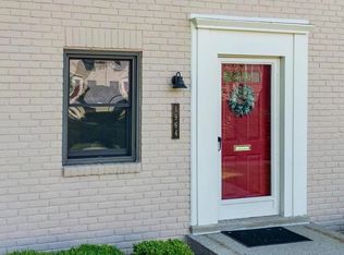 1964 Graefield Rd, Birmingham, MI 48009