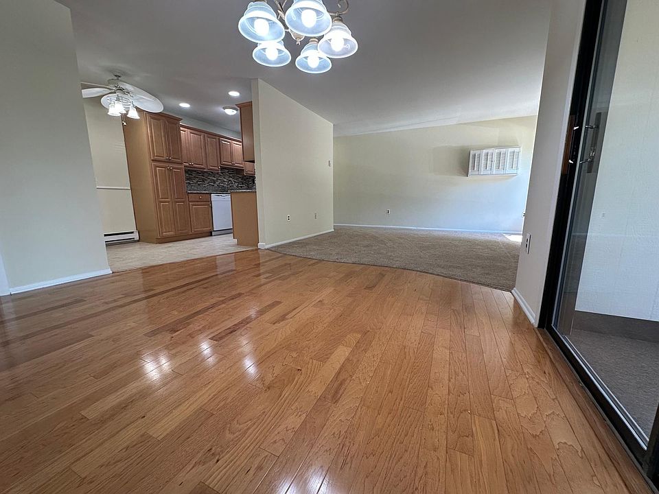 1st image of 167 Amberly Dr Unit A