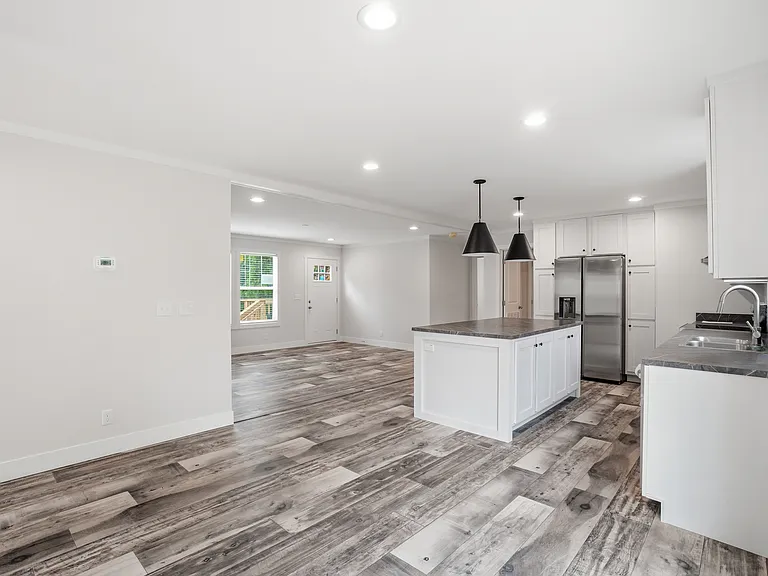51 Drummond Dr SW — Photo 26