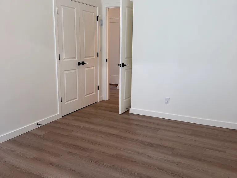 46 N Hamilton St #6 — Photo 17
