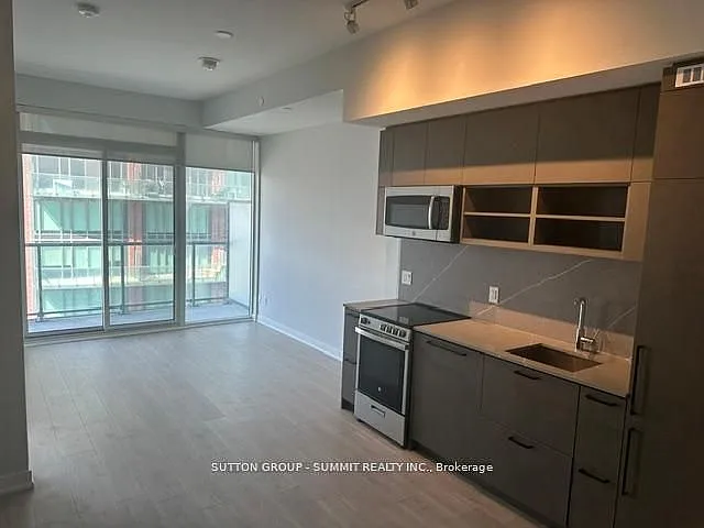 2 bed, $2,600 — Photo 4