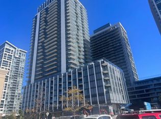 27 Korda Gate #315, Vaughan, ON L4K 2M9