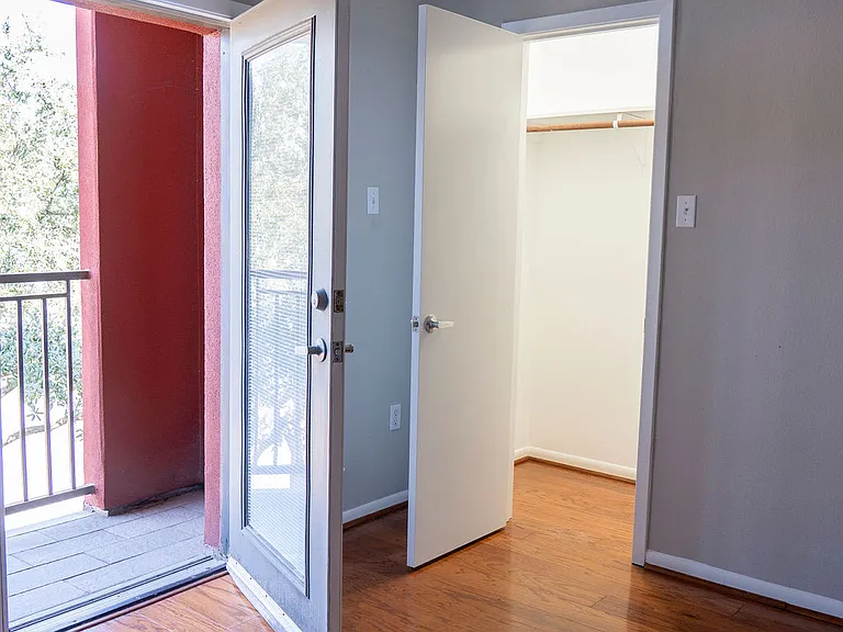 310 S Jensen Dr — Photo 26