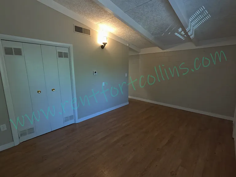 1112 Columbine Ct #15 — Photo 6