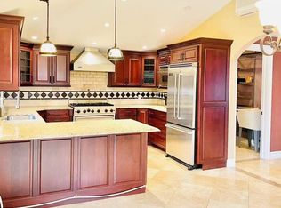 3918 216th St, Bayside, NY 11361