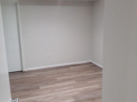 basement bedroom