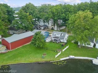 9835 Maple St, Chippewa Lake, MI 49320