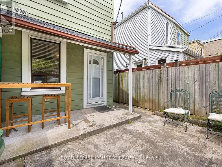 319 Concord Ave — Photo 17