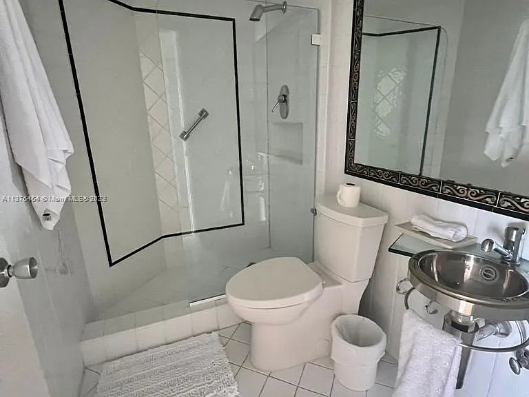 15645 Collins Ave #206 — Photo 13