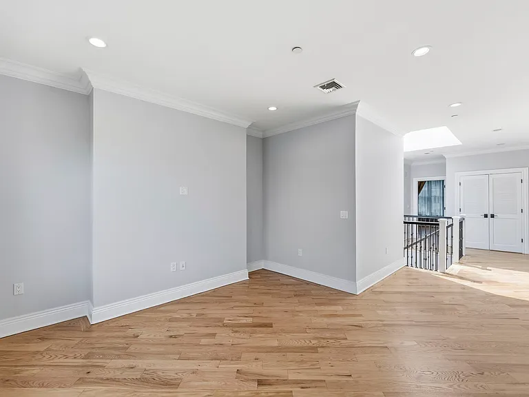 30 Marquis Ct — Photo 21