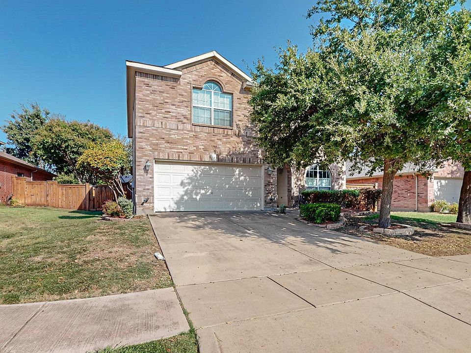 1st image of 3256 Guadaloupe