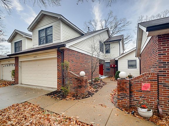 3rd image of 5644 Duchesne Parque Dr