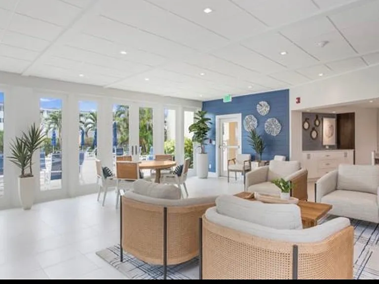 Social room- newly renovated