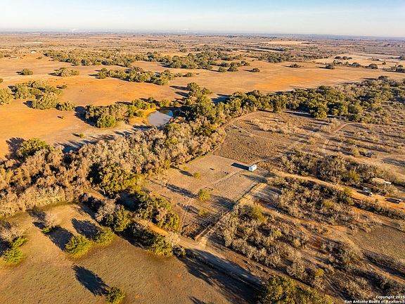 3rd image of 1666 County Road 106