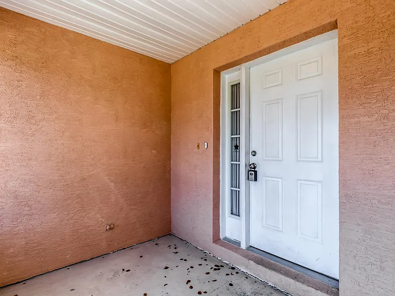 132 Marsh Island Cir — Photo 36