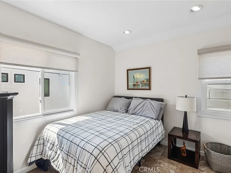 410.5 Goldenrod Ave #B — Photo 14