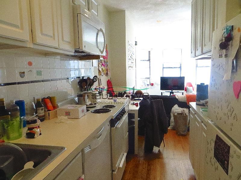 1st image of 59 Westland Ave #4