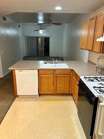 205 North 74th Street - 206 — Photo 3