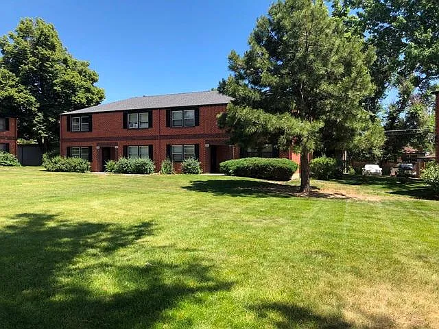 2443 Paseo Rd — Photo 6