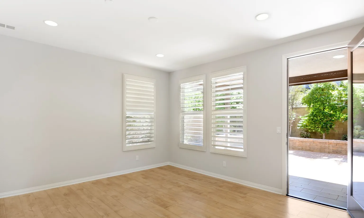 Single Family Home - Pavillion Park — Photo 3