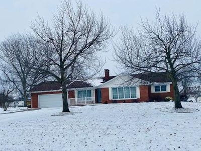 148 N Center St, Hoyleton, IL, 62803
