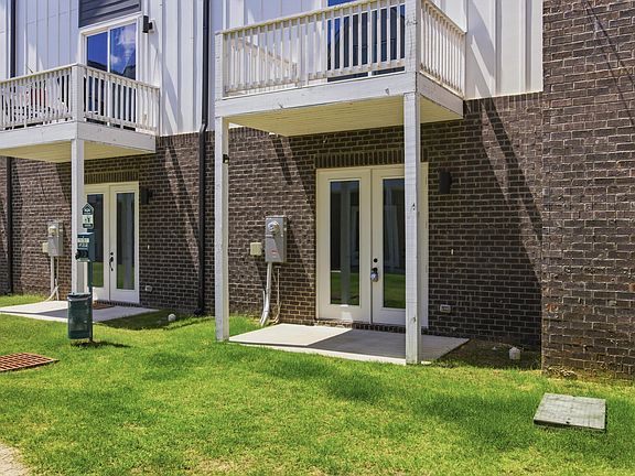 4th image of 5706 Sofias Cir