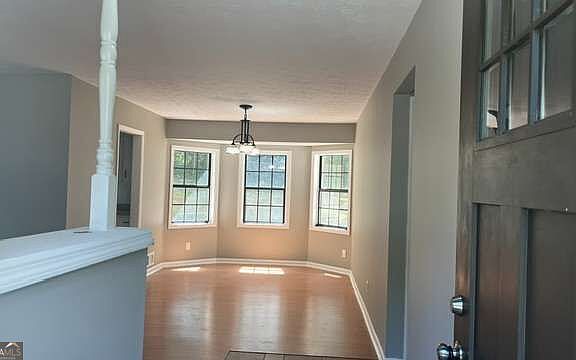 4th image of 1182 Mill Ridge Dr