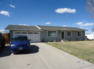 2225 Tennessee Dr, Green River, WY 82935