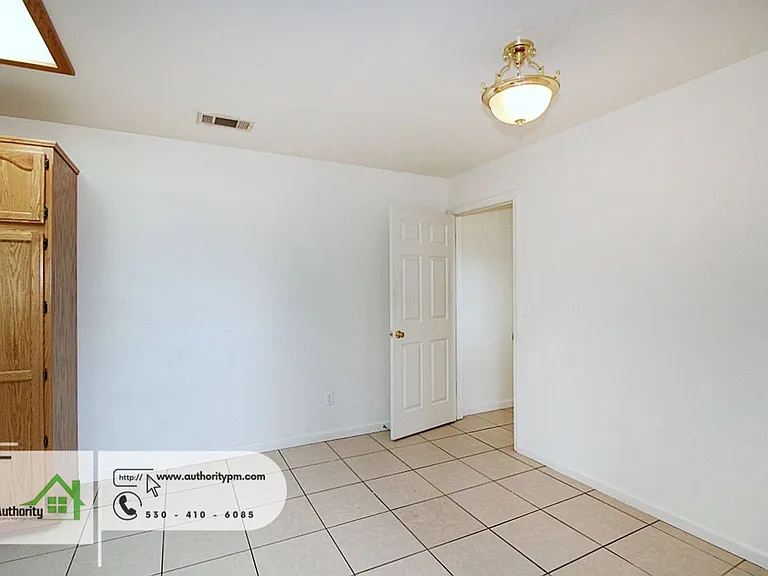 22375 Rio Alto Dr #A — Photo 6