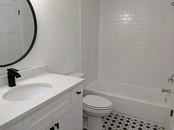4th image of 6848 S Countrywoods Cir #G-23