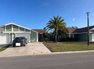 1486 SE Larkwood Cir, Port Saint Lucie, FL 34952