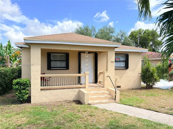 1927 NW 64th St, Miami, FL 33147