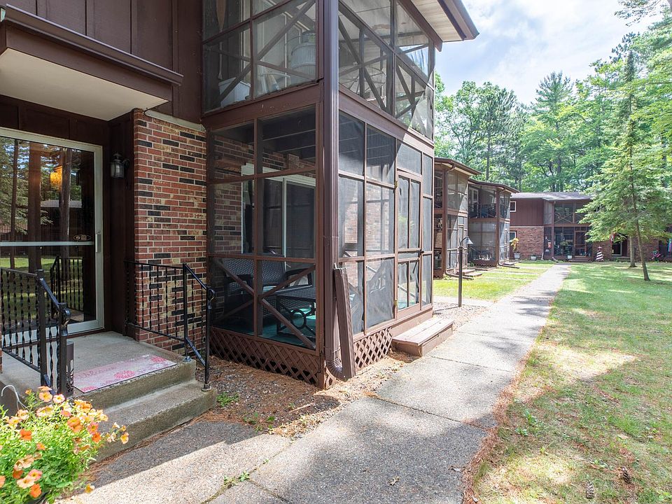 1st image of 9652 Fieldstone Dr #3A