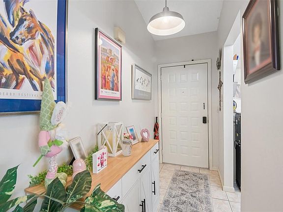 3rd image of 8626 Shadblow Ct APT 1