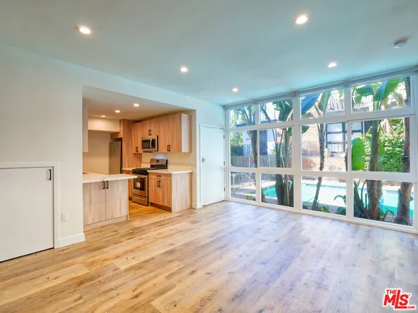 8903 Harratt St APT C, West Hollywood, CA 90069